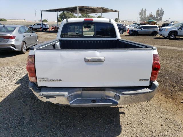 5TETX22N75Z061611 - 2005 TOYOTA TACOMA ACCESS CAB თეთრი ფოტო 6