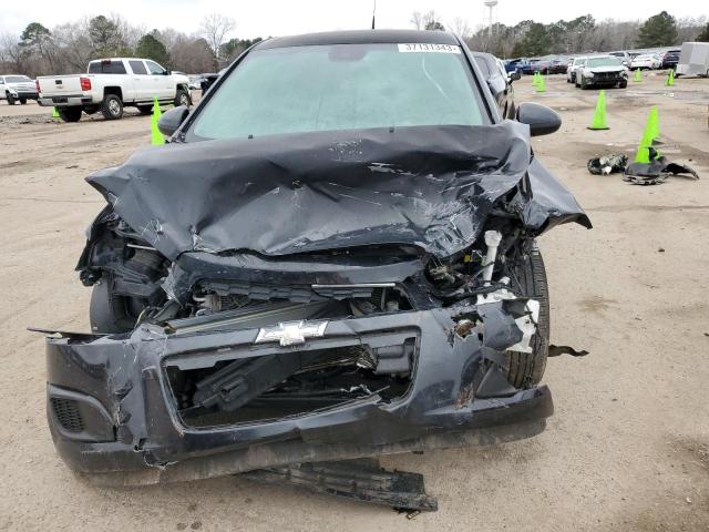 1G1JA5SHXD4211778 - 2013 CHEVROLET SONIC LS 黑色 照片 5