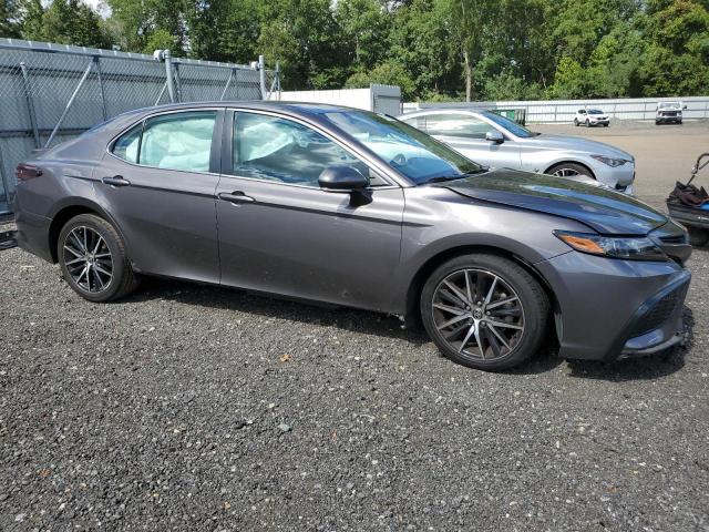 4T1G11AK6NU691175 - 2022 TOYOTA CAMRY SE GRAY photo 4