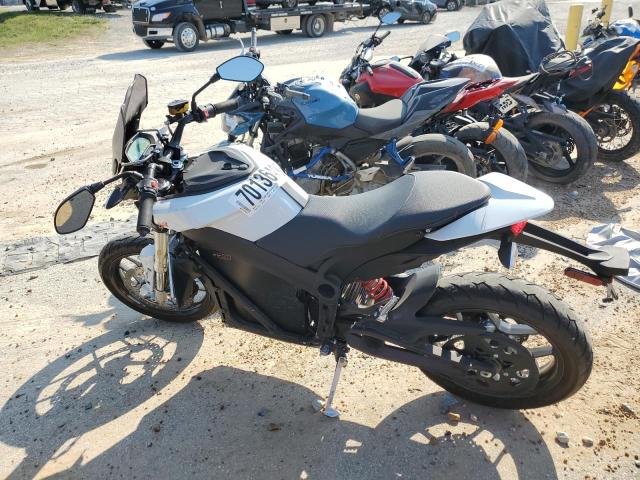 538SMCZ67HCG08219 - 2017 ZERO MOTORCYCLES INC SR 13.0 WHITE photo 3