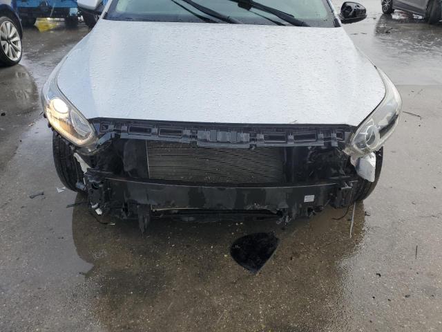 3KPF24AD1KE012701 - 2019 KIA FORTE FE ვერცხლისფერი ფოტო 11