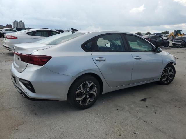 3KPF24AD1KE012701 - 2019 KIA FORTE FE ვერცხლისფერი ფოტო 3