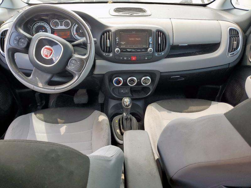 ZFBCFABH7EZ024211 - 2014 FIAT 500L EASY 银色 照片 8