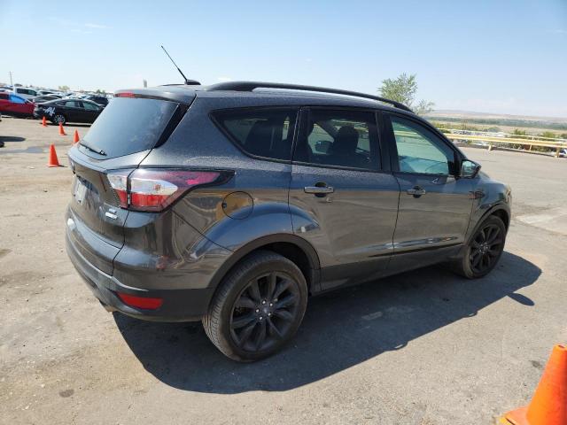1FMCU9GD9JUC76309 - 2018 FORD ESCAPE SE ნაცრისფერი ფოტო 3