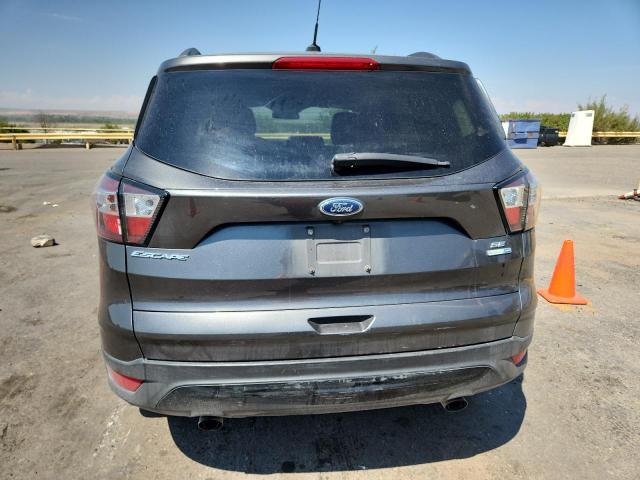 1FMCU9GD9JUC76309 - 2018 FORD ESCAPE SE ნაცრისფერი ფოტო 6