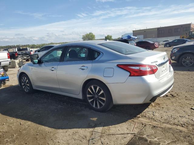 1N4AL3APXHC220870 - 2017 NISSAN ALTIMA 2.5 SILVER photo 2