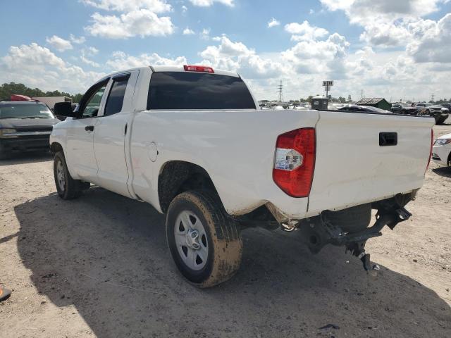 5TFRM5F1XJX125315 - 2018 TOYOTA TUNDRA DOUBLE CAB SR/SR5 WHITE photo 2