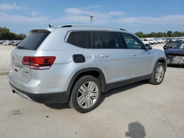 1V2NR2CA6JC581532 - 2018 VOLKSWAGEN ATLAS SEL PREMIUM SILVER photo 3