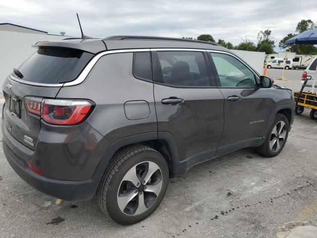 3C4NJDBBXKT654034 - 2019 JEEP COMPASS LATITUDE Graphit Foto 3