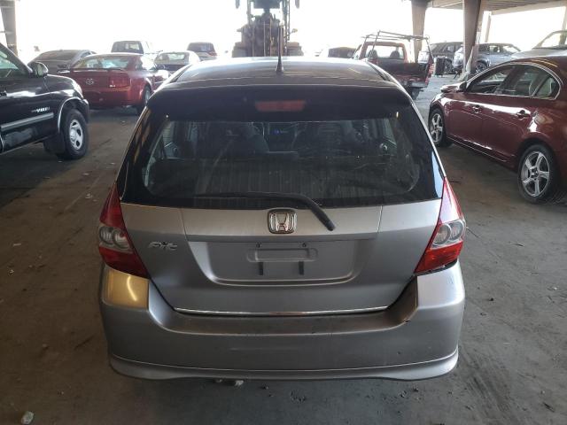 JHMGD38647S041306 - 2007 HONDA FIT S SILVER photo 6
