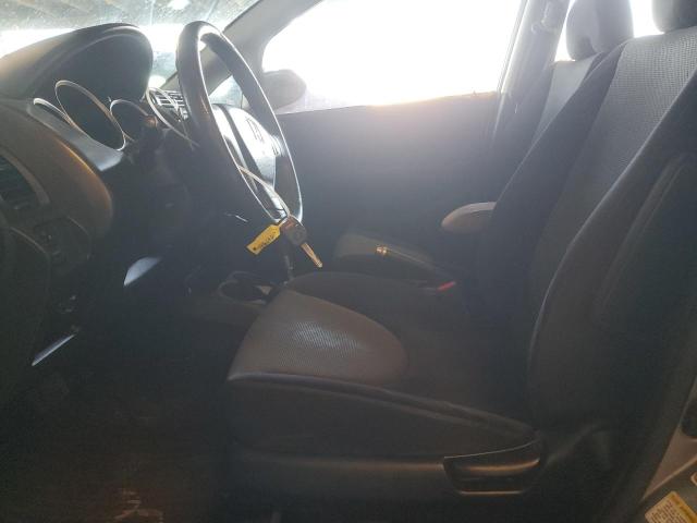 JHMGD38647S041306 - 2007 HONDA FIT S SILVER photo 7