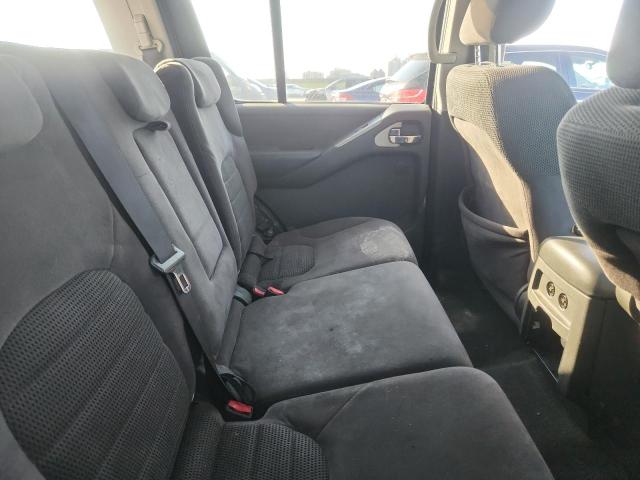 5N1AR18U05C728376 - 2005 NISSAN PATHFINDER LE Կարմիր լուսանկար 11