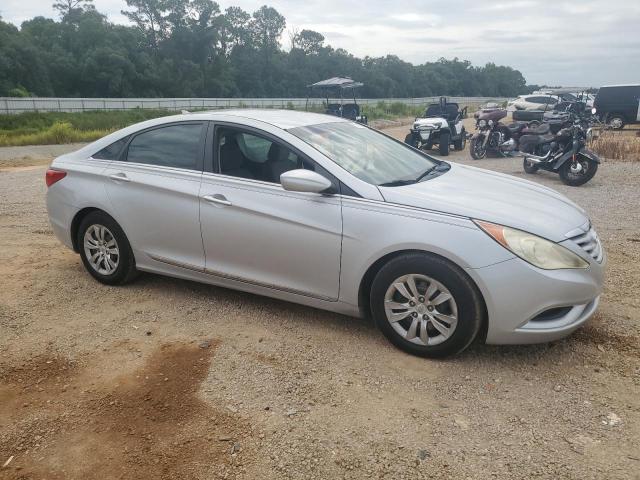 5NPEB4AC4CH374411 - 2012 HYUNDAI SONATA GLS SILVER photo 4