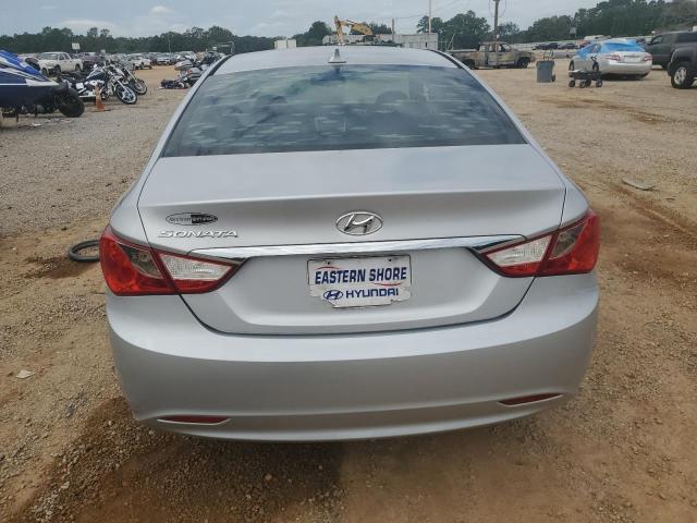 5NPEB4AC4CH374411 - 2012 HYUNDAI SONATA GLS SILVER photo 6