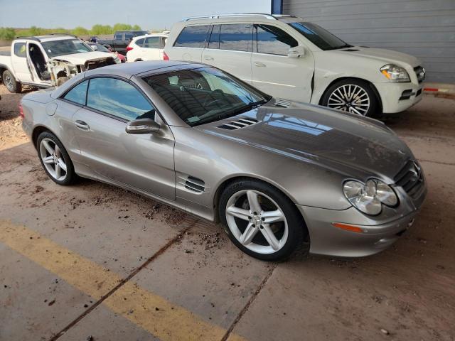 WDBSK75F04F085500 - 2004 MERCEDES-BENZ SL 500 SILVER photo 4