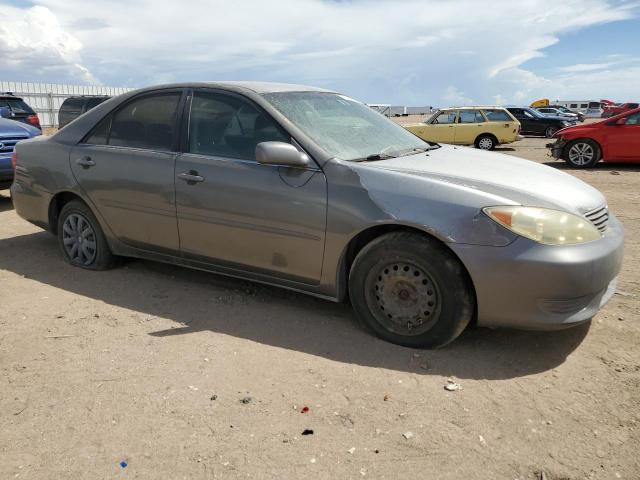 4T1BE30K25U560109 - 2005 TOYOTA CAMRY LE GRAY photo 4