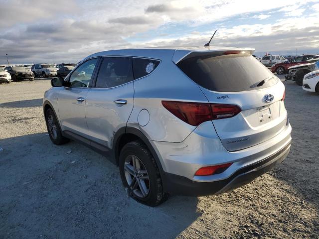 5XYZTDLB6JG559616 - 2018 HYUNDAI SANTA FE S SILVER photo 2