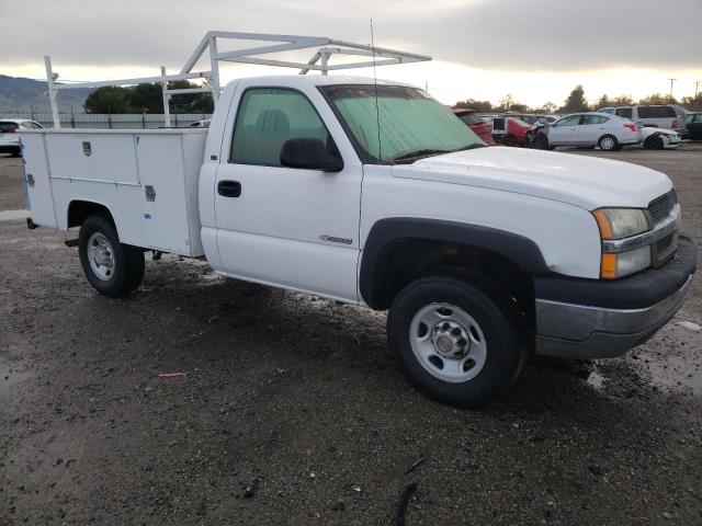 1GBGC24U13Z312704 - 2003 CHEVROLET SILVERADO C2500 WHITE photo 4