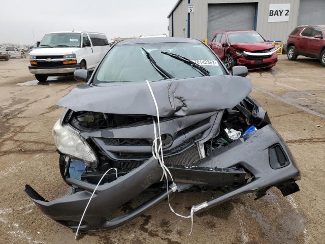 2T1BU4EE9BC582956 - 2011 TOYOTA COROLLA LE BASE GRAY photo 5