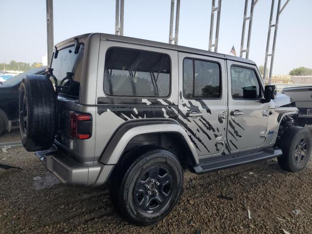 1C4JJXP61MW643478 - 2021 JEEP WRANGLER U SAHARA 4XE SILVER photo 3