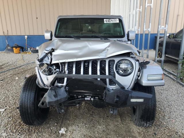 1C4JJXP61MW643478 - 2021 JEEP WRANGLER U SAHARA 4XE SILVER photo 5