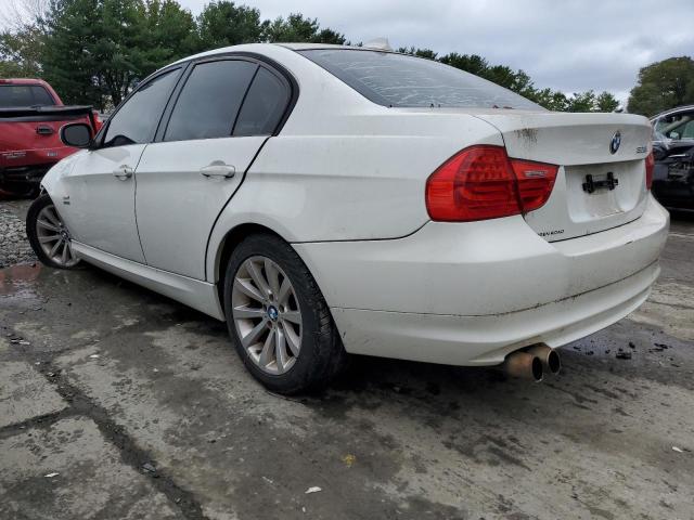 WBAPK5G59BNN27111 - 2011 BMW 328 XI SULEV WHITE photo 2