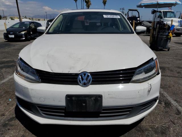 3VWDP7AJXCM307168 - 2012 VOLKSWAGEN JETTA SE WHITE photo 5