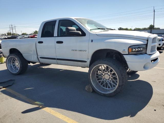 3D7KU28C94G214581 - 2004 DODGE RAM 2500 ST Weiß Foto 4