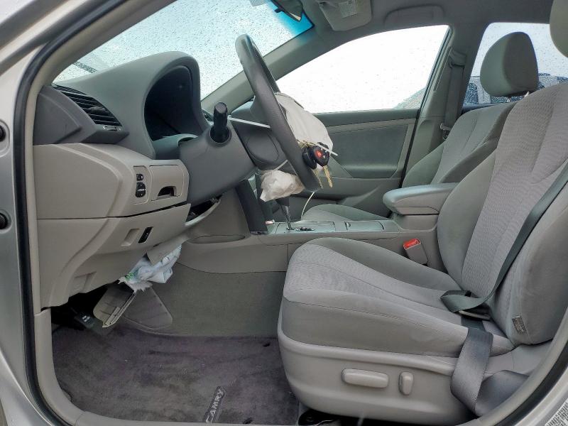 4T4BF3EK8BR218221 - 2011 TOYOTA CAMRY BASE SILVER photo 7