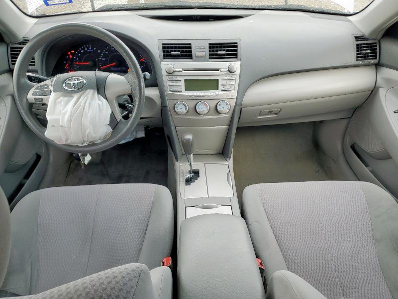 4T4BF3EK8BR218221 - 2011 TOYOTA CAMRY BASE SILVER photo 8