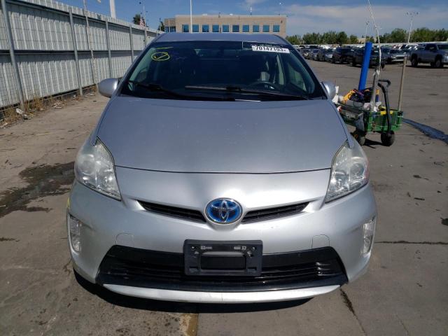 JTDKN3DU4D5570374 - 2013 TOYOTA PRIUS SILVER photo 5