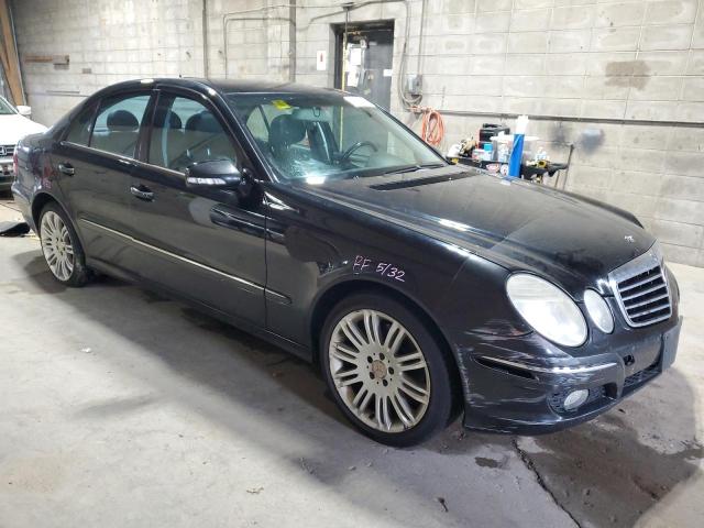 WDBUF87X48B207118 - 2008 MERCEDES-BENZ E 350 4MATIC BLACK photo 4