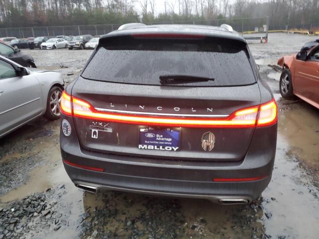 2LMPJ6LR1JBL13986 - 2018 LINCOLN MKX RESERVE Մոխրագույն լուսանկար 6