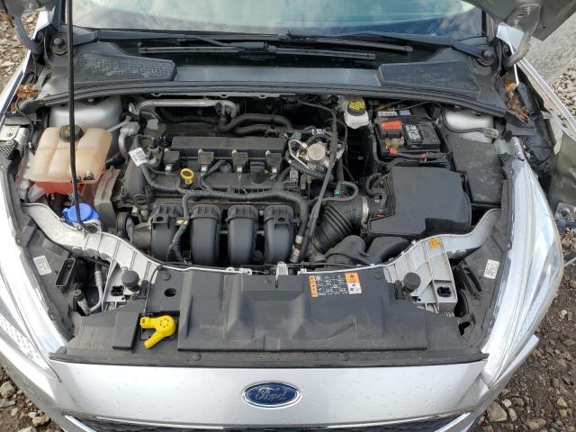 1FADP3K27JL220934 - 2018 FORD FOCUS SE 银色 照片 11