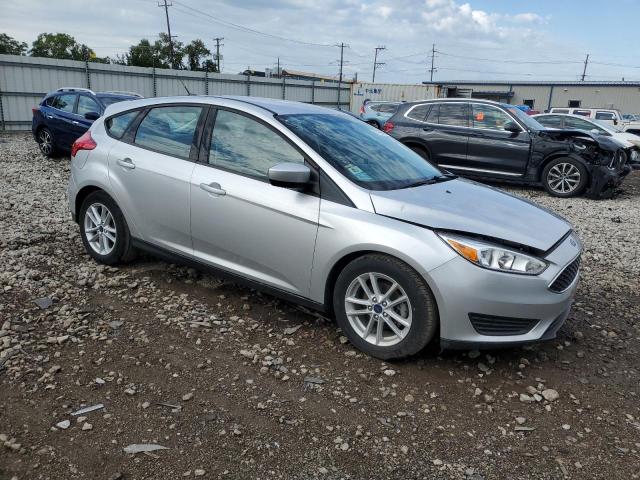 1FADP3K27JL220934 - 2018 FORD FOCUS SE 银色 照片 4