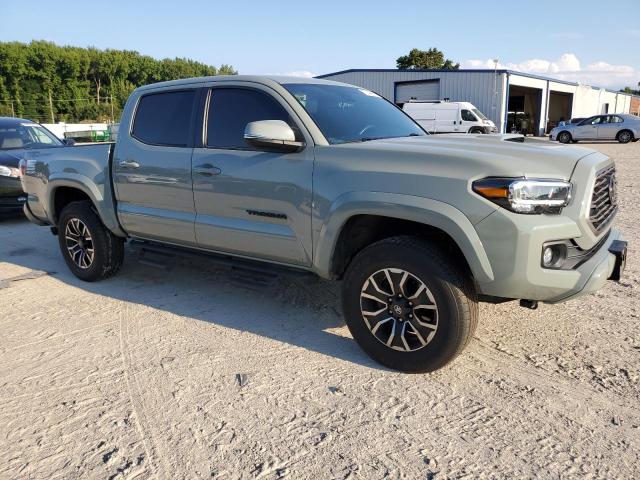 3TMAZ5CN7NM166941 - 2022 TOYOTA TACOMA DOUBLE CAB GRAY photo 4