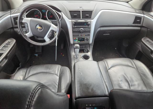 1GNKRJED2BJ131936 - 2011 CHEVROLET TRAVERSE LT WHITE photo 8