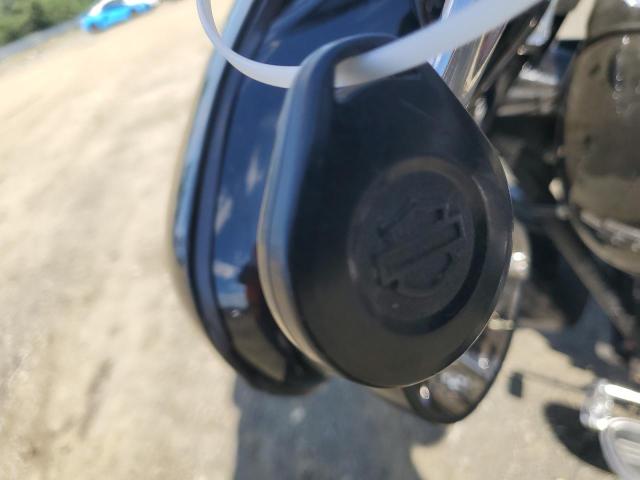 1HD1KB4149Y630999 - 2009 HARLEY-DAVIDSON FLHX 黑色 照片 8