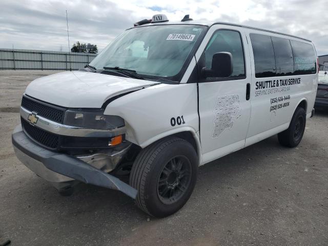 1GAWGFFG6G1191028 - 2016 CHEVROLET EXPRESS G2 LT WHITE photo 1