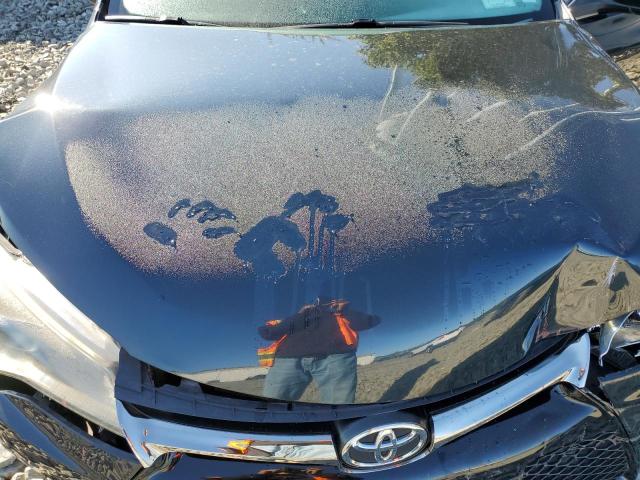 4T1BF1FK1GU214158 - 2016 TOYOTA CAMRY LE BLUE photo 11