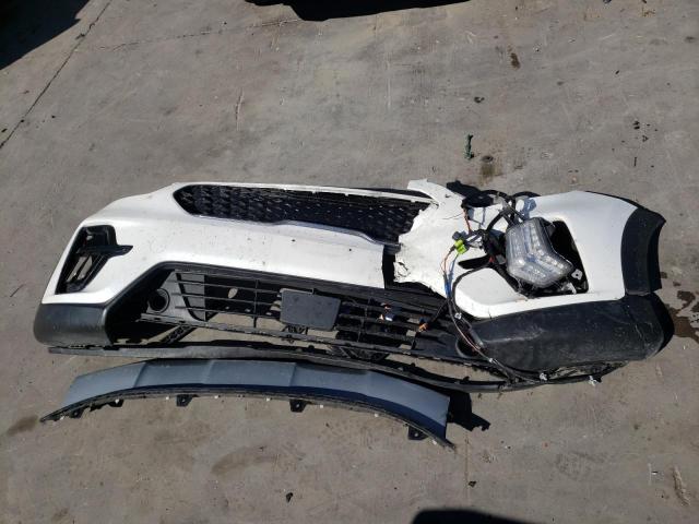 KNDCD3LD9L5387527 - 2020 KIA NIRO EX WHITE photo 13