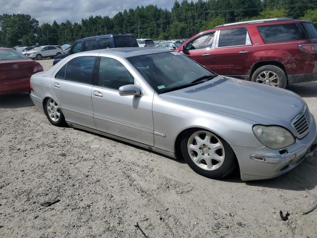 WDBNG75J6YA043807 - 2000 MERCEDES-BENZ S 500 SILVER photo 4