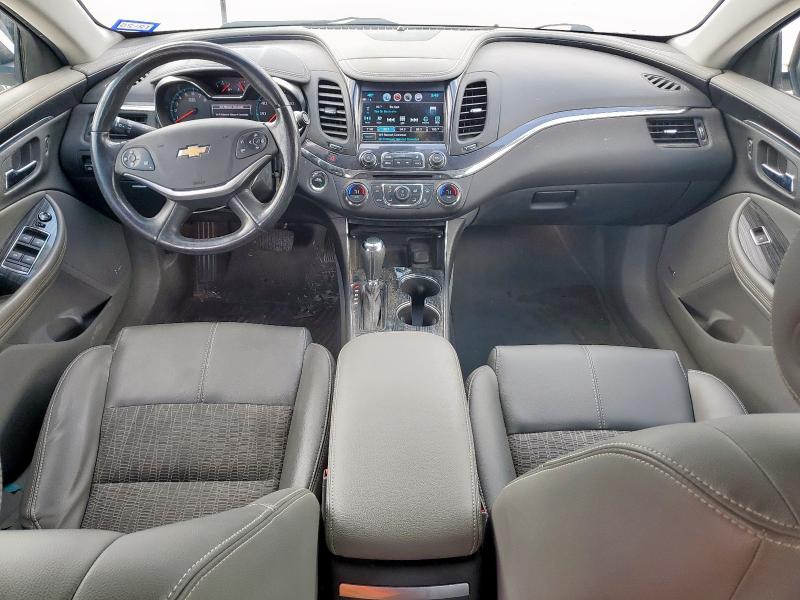 1G1105S30JU104113 - 2018 CHEVROLET IMPALA LT WHITE photo 8