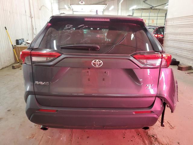 2T3P1RFV5NC322110 - 2022 TOYOTA RAV4 XLE GRAY photo 6