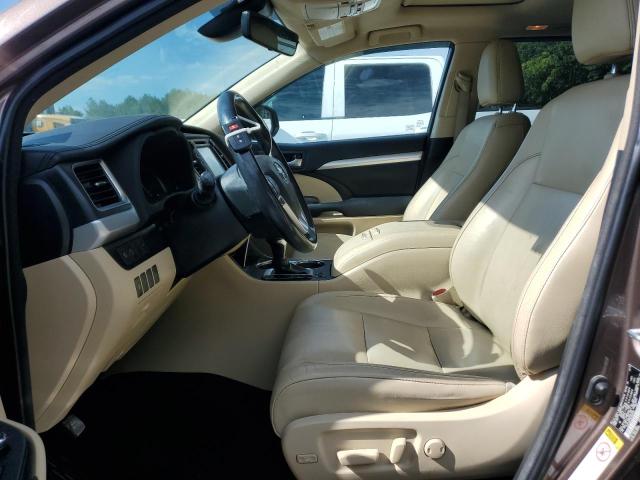 5TDJZRFH9JS865057 - 2018 TOYOTA HIGHLANDER SE Қоңыр фото 7