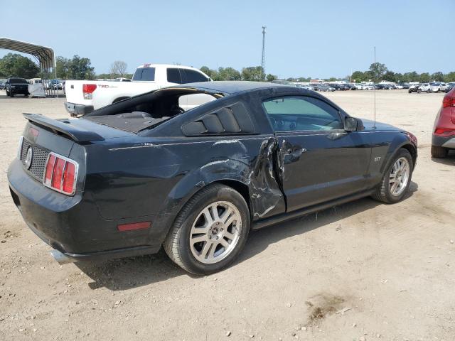 1ZVHT82H285140963 - 2008 FORD MUSTANG GT BLACK photo 3