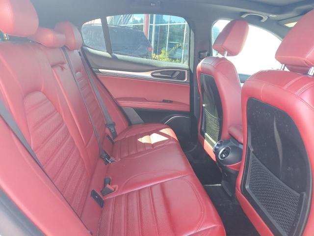 ZASFAKNN9J7B97239 - 2018 ALFA ROMEO STELVIO TI SPORT WHITE photo 11