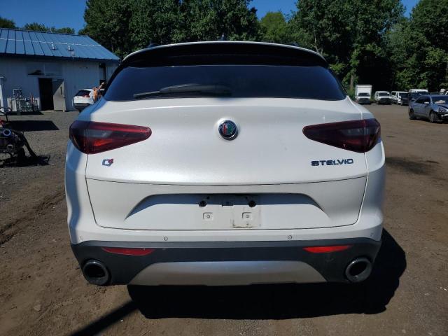 ZASFAKNN9J7B97239 - 2018 ALFA ROMEO STELVIO TI SPORT WHITE photo 6