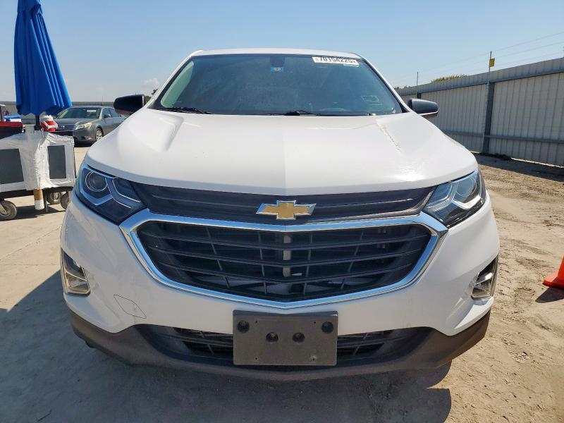 2GNAXHEV0J6113479 - 2018 CHEVROLET EQUINOX LS WHITE photo 5