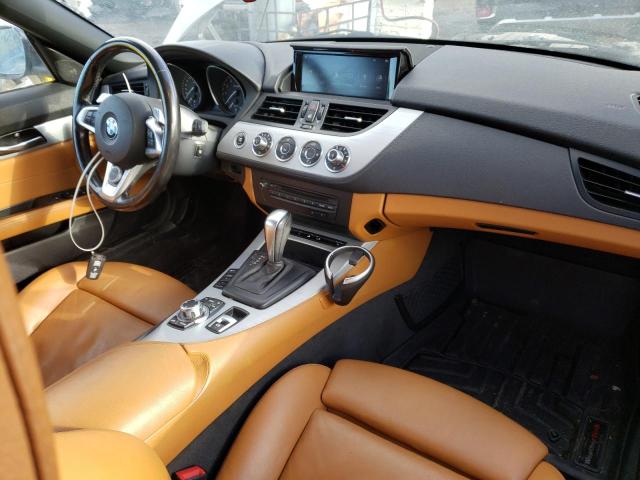 WBALM5C55BE378470 - 2011 BMW Z4 SDRIVE30I Արծաթագույն լուսանկար 8